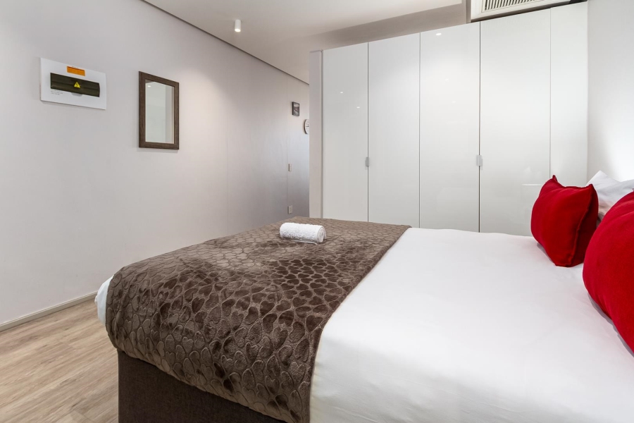 1 Bedroom Property for Sale in De Waterkant Western Cape